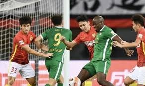 上海足球嘉年华引领虚拟电竞与线下体验融合潮流